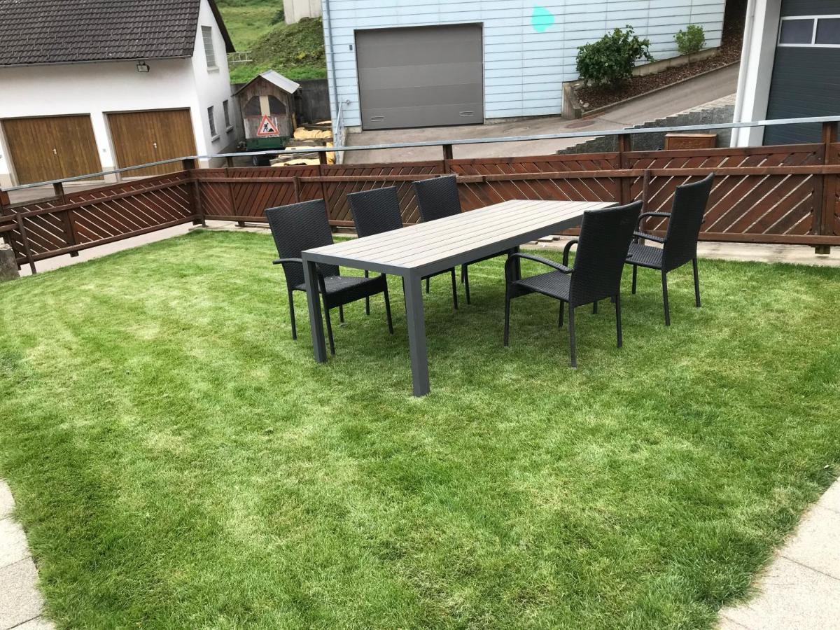 Wenzels Ferienwohnung Im Suedschwarzwald ชตูลิงเกน ภายนอก รูปภาพ